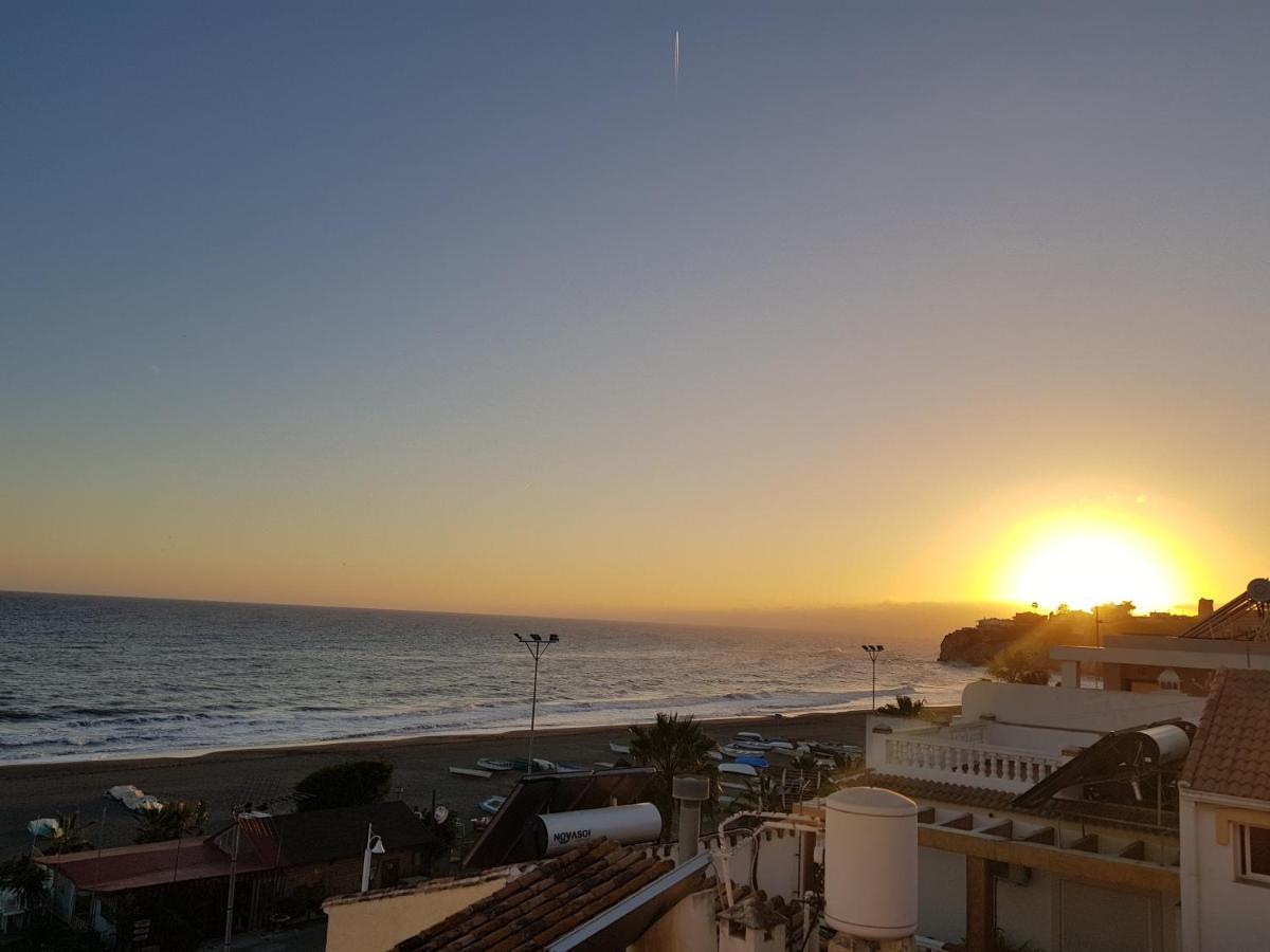 Centrico Atico Junto Al Mar Apartment Rincon de la Victoria Luaran gambar