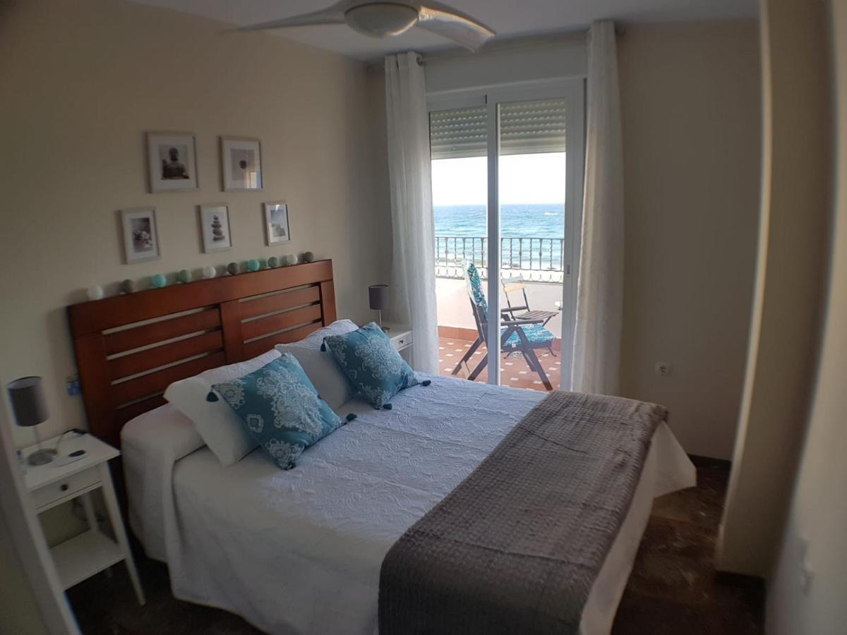 Centrico Atico Junto Al Mar Apartment Rincon de la Victoria Luaran gambar